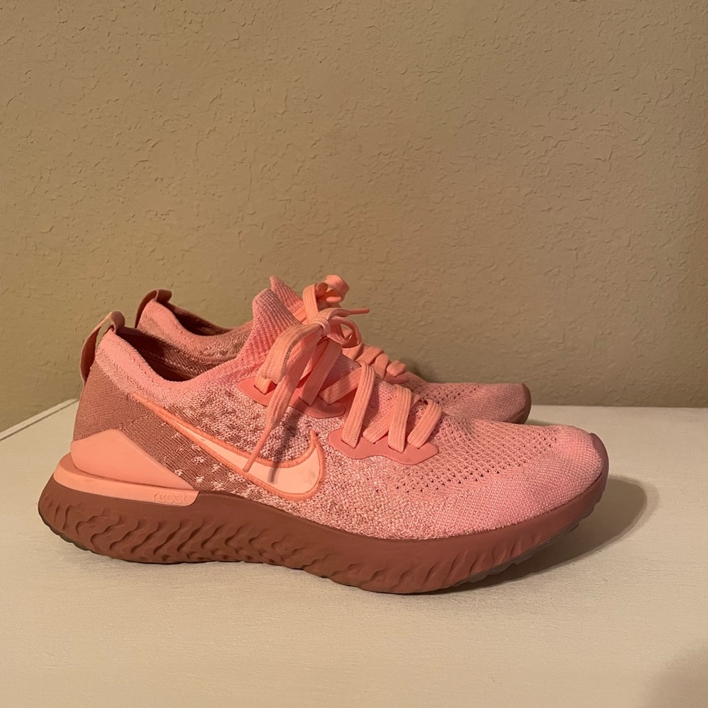 Nike women’s epic react fly knit 2